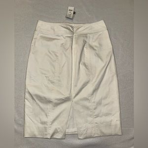 Womens WHBM white Pencil Skirt NWT (with minor flaws) Sz 2 White House black mkt
